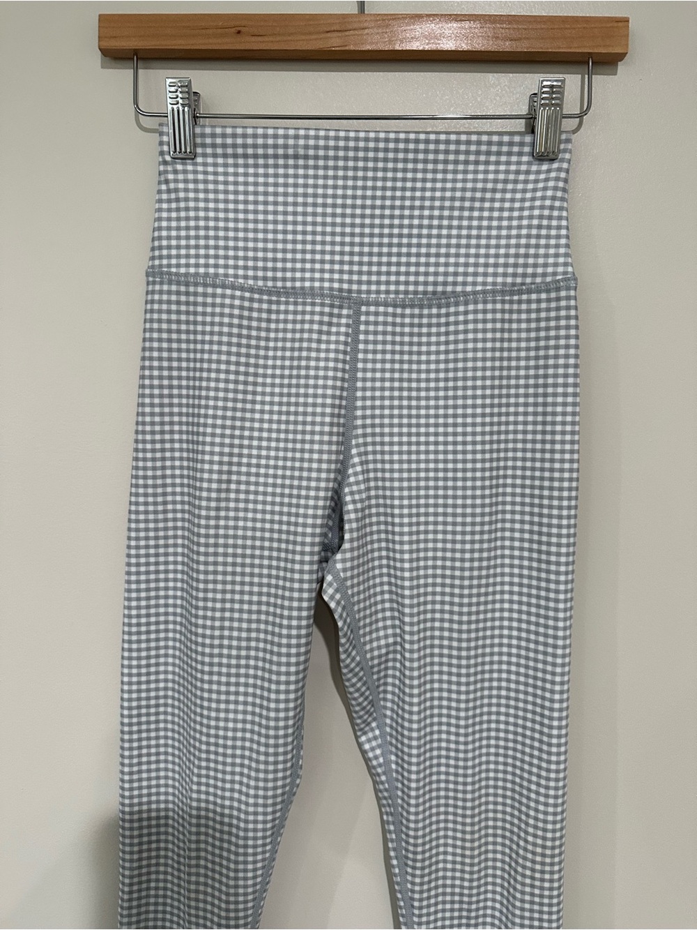 Glyder Gray White Gingham Plaid Leggings XS Yoga Athleisure Cottagecore - Picture 4 of 10